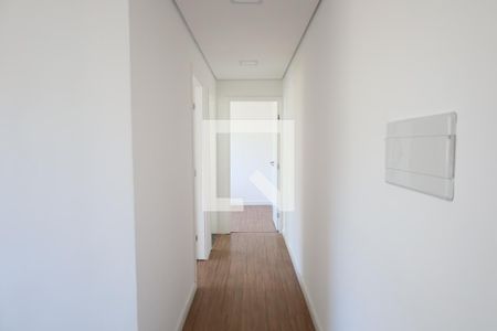 Corredor de apartamento para alugar com 2 quartos, 44m² em Usina Piratininga, São Paulo