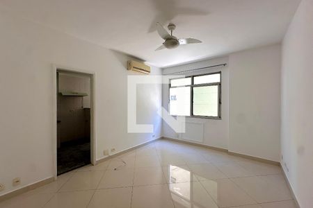 Sala de apartamento à venda com 1 quarto, 50m² em Botafogo, Rio de Janeiro