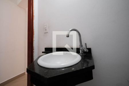 Lavabo de casa à venda com 3 quartos, 130m² em Jardim Cotinha, São Paulo
