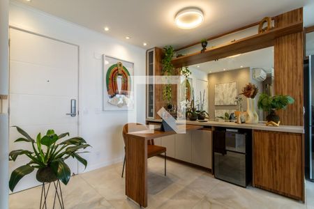 Sala de apartamento à venda com 2 quartos, 81m² em Campo Belo, São Paulo