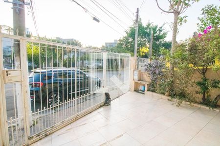 Varanda de casa à venda com 3 quartos, 140m² em Campo Belo, São Paulo