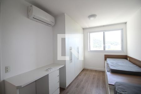 Suíte 1 de apartamento para alugar com 2 quartos, 80m² em Barra Olímpica, Rio de Janeiro