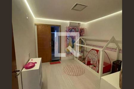 Casa à venda com 3 quartos, 180m² em Vila Roque, São Paulo