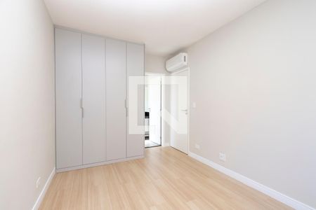 Suíte de apartamento à venda com 2 quartos, 74m² em Chácara Santo Antônio (zona Sul), São Paulo