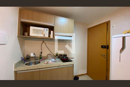 Cozinha e Área de Serviço de apartamento para alugar com 1 quarto, 30m² em Sgcv, Brasília