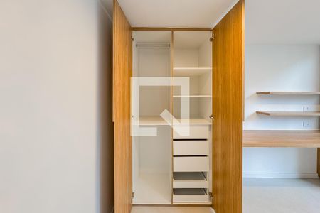 Armários de apartamento para alugar com 1 quarto, 40m² em Vila Mariana, São Paulo