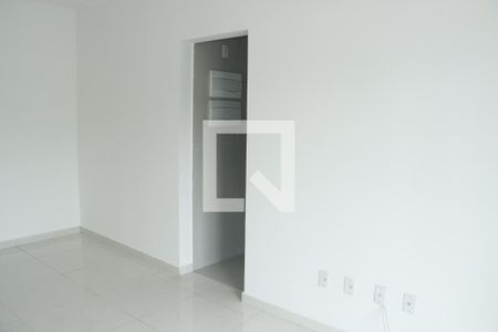Apartamento para alugar com 3 quartos, 80m² em Chácara Pavoeiro, Cotia