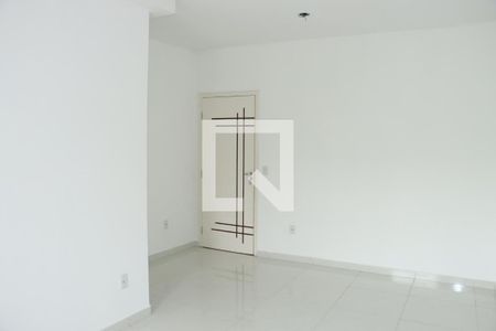 Apartamento para alugar com 3 quartos, 80m² em Chácara Pavoeiro, Cotia