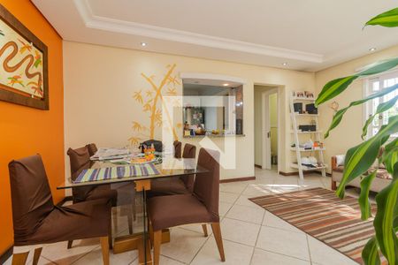 Sala de casa de condomínio à venda com 3 quartos, 194m² em Cristal, Porto Alegre