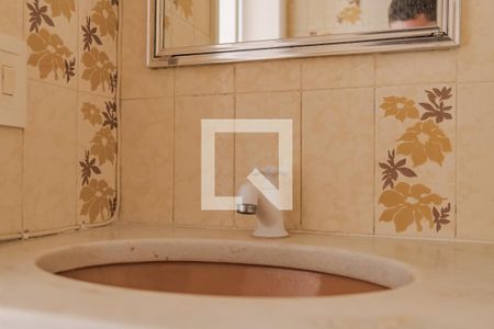 Lavabo de apartamento à venda com 2 quartos, 85m² em Floresta, Porto Alegre