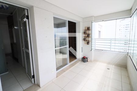 Varanda de apartamento à venda com 3 quartos, 82m² em Centro, Osasco
