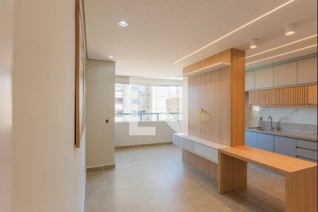 Sala de apartamento para alugar com 2 quartos, 66m² em Parque Prado, Campinas