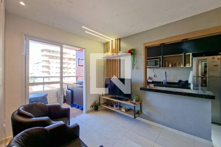 Sala de apartamento para alugar com 2 quartos, 62m² em Aviação, Praia Grande