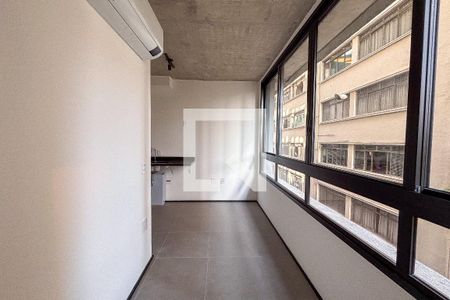 Sala/Cozinha de apartamento à venda com 1 quarto, 80m² em Cerqueira César, São Paulo