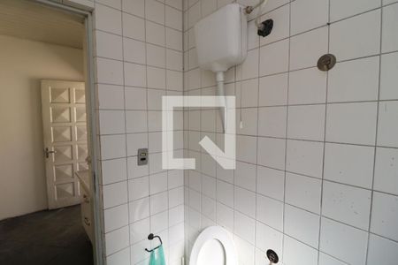 Banheiro de casa para alugar com 1 quarto, 30m² em Chácara Belenzinho, São Paulo