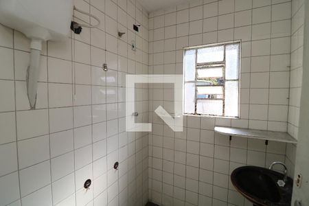 Banheiro de casa para alugar com 1 quarto, 30m² em Chácara Belenzinho, São Paulo