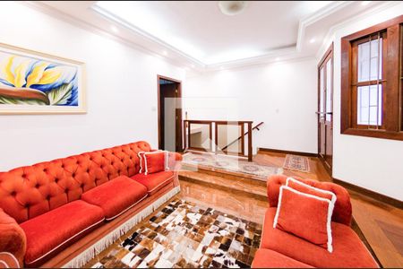Sala de casa para alugar com 3 quartos, 250m² em Álvaro Camargos, Belo Horizonte