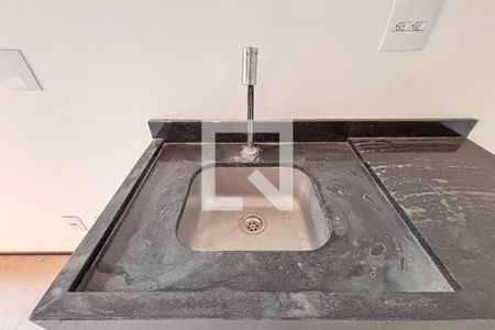 Sala/Cozinha de kitnet/studio à venda com 1 quarto, 32m² em Vila Mariana, São Paulo