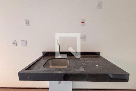 Sala/Cozinha de kitnet/studio à venda com 1 quarto, 32m² em Vila Mariana, São Paulo