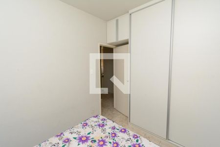 Quarto 1 de apartamento para alugar com 2 quartos, 47m² em Jardim Riacho das Pedras, Contagem