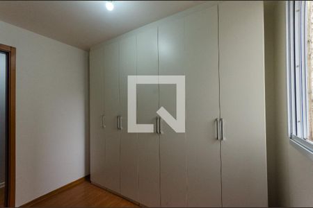 Quarto 1 de apartamento para alugar com 2 quartos, 44m² em Jardim Iris, São Paulo