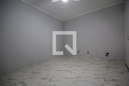 Quarto 1 de casa para alugar com 2 quartos, 70m² em Jardim Maristela, São Paulo