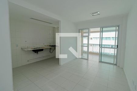Sala/Cozinha de apartamento à venda com 2 quartos, 67m² em Barra da Tijuca, Rio de Janeiro