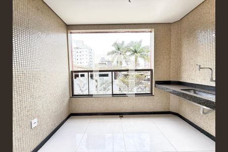 Apartamento à venda com 4 quartos, 130m² em Castelo, Belo Horizonte