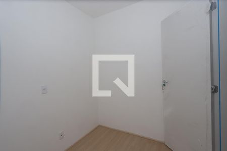 Quarto 2 de apartamento para alugar com 2 quartos, 34m² em Cidade São Mateus, São Paulo