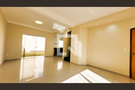 Sala de casa para alugar com 3 quartos, 200m² em Jardim do Sol, Campinas