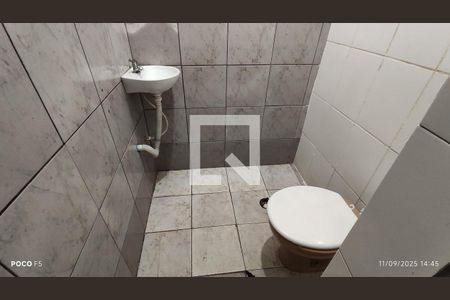 Banheiro de apartamento para alugar com 2 quartos, 60m² em Vila Lourdes, Ferraz de Vasconcelos