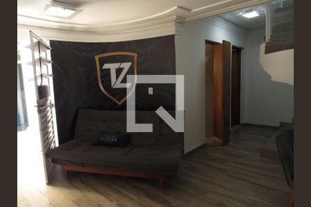 Sala de casa à venda com 3 quartos, 213m² em Bonfim, Osasco