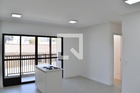 Sala/Cozinha de apartamento para alugar com 2 quartos, 73m² em Cabral, Curitiba