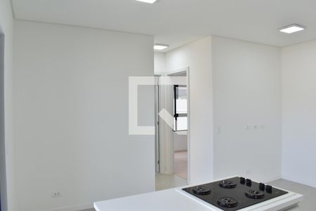 Sala/Cozinha de apartamento para alugar com 2 quartos, 73m² em Cabral, Curitiba