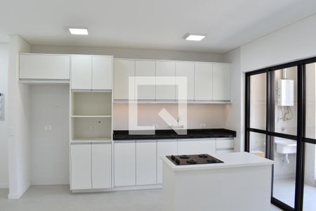 Sala/Cozinha de apartamento para alugar com 2 quartos, 73m² em Cabral, Curitiba