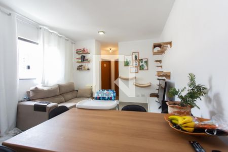 Sala / Cozinha  de apartamento para alugar com 2 quartos, 52m² em Cidade Líder, São Paulo