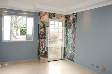 Casa de Condomínio para alugar com 2 quartos, 70m² em Rua dos Cravos, 113, Cotia
