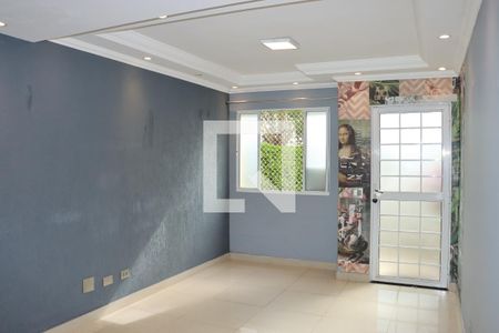 Casa de Condomínio para alugar com 2 quartos, 70m² em Rua dos Cravos, 113, Cotia