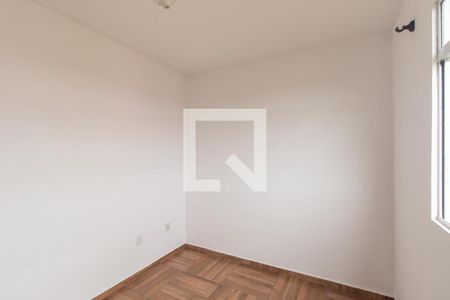 Quarto 2 de apartamento para alugar com 2 quartos, 44m² em Campo de Santana, Curitiba