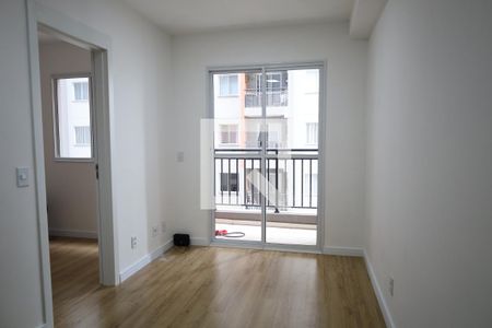 Sala/Cozinha de apartamento para alugar com 2 quartos, 37m² em Vila Isa, São Paulo