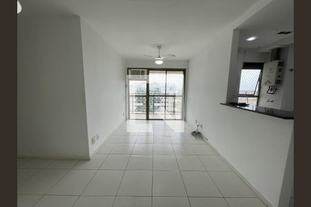 Sala de apartamento à venda com 2 quartos, 60m² em Recreio dos Bandeirantes, Rio de Janeiro