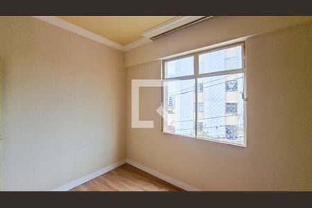 Quarto de apartamento para alugar com 2 quartos, 81m² em Paraíso, Belo Horizonte