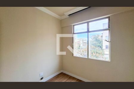 Quarto 2 de apartamento para alugar com 2 quartos, 81m² em Paraíso, Belo Horizonte