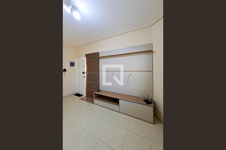 Sala de casa para alugar com 4 quartos, 230m² em Guilhermina, Praia Grande