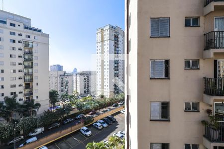 Quarto 1 de apartamento para alugar com 2 quartos, 58m² em Jardim Celeste, São Paulo