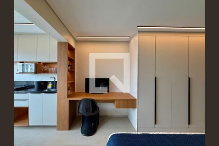 Studio de kitnet/studio à venda com 0 quarto, 30m² em Jardim das Acacias, São Paulo