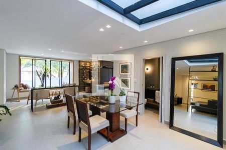 Sala de casa à venda com 6 quartos, 1000m² em Bandeirantes (pampulha), Belo Horizonte