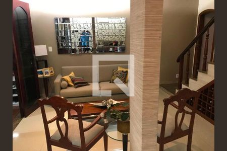 Casa à venda com 4 quartos, 350m² em Barra da Tijuca, Rio de Janeiro
