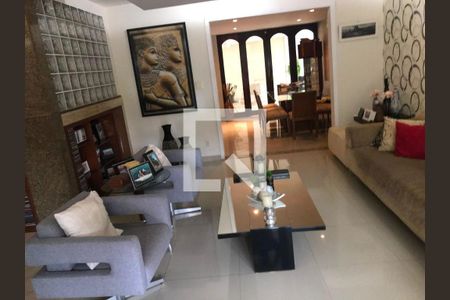 Casa à venda com 4 quartos, 350m² em Barra da Tijuca, Rio de Janeiro