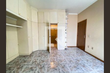 Casa à venda com 3 quartos, 238m² em Água Santa, Rio de Janeiro